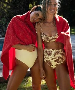 AUS Shopify Store Towels CLASSIC TOWEL