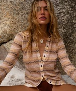 AUS Shopify Store IMOGENE BUTTON UP TOP