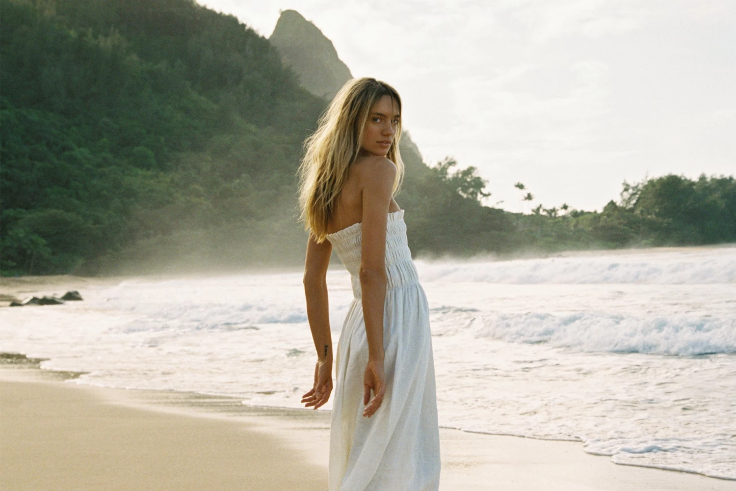 AUS Shopify Store ALENA STRAPLESS MAXI DRESS 7 AUS Shopify Store ALENA STRAPLESS MAXI DRESS