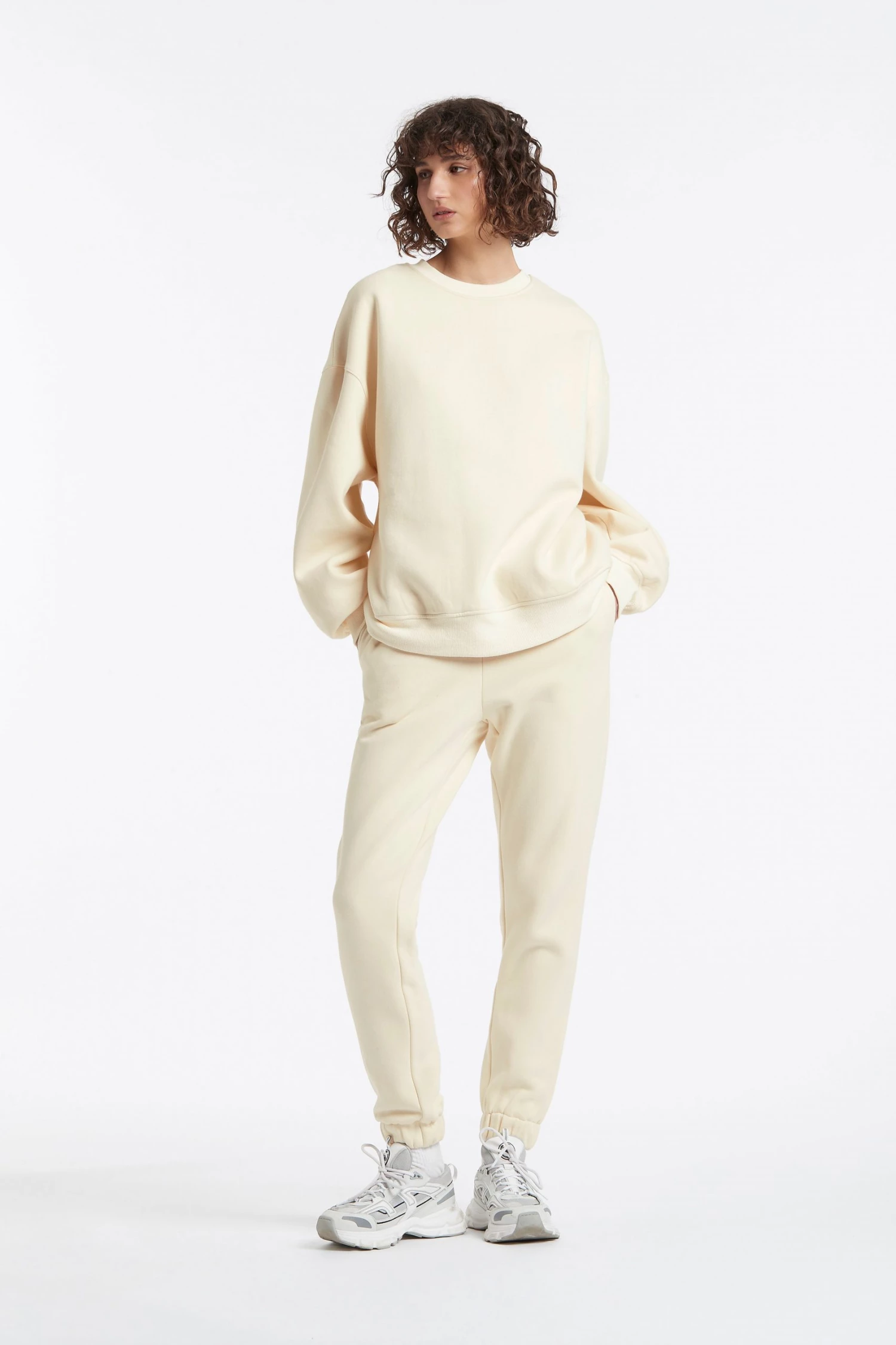 AUS Shopify Store CREW NECK SWEATER 8 AUS Shopify Store CREW NECK SWEATER