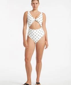 AUS Shopify Store DEVIN KNOT ONE PIECE