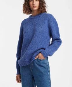 AUS Shopify Store All JEANE CREW NECK