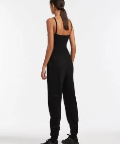 AUS Shopify Store WOMENS TRACK PANT