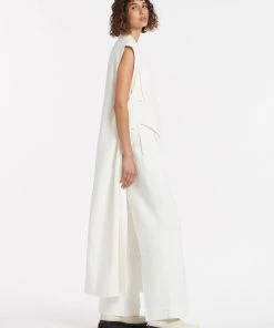 AUS Shopify Store CLEMENCE SLEEVELESS COAT