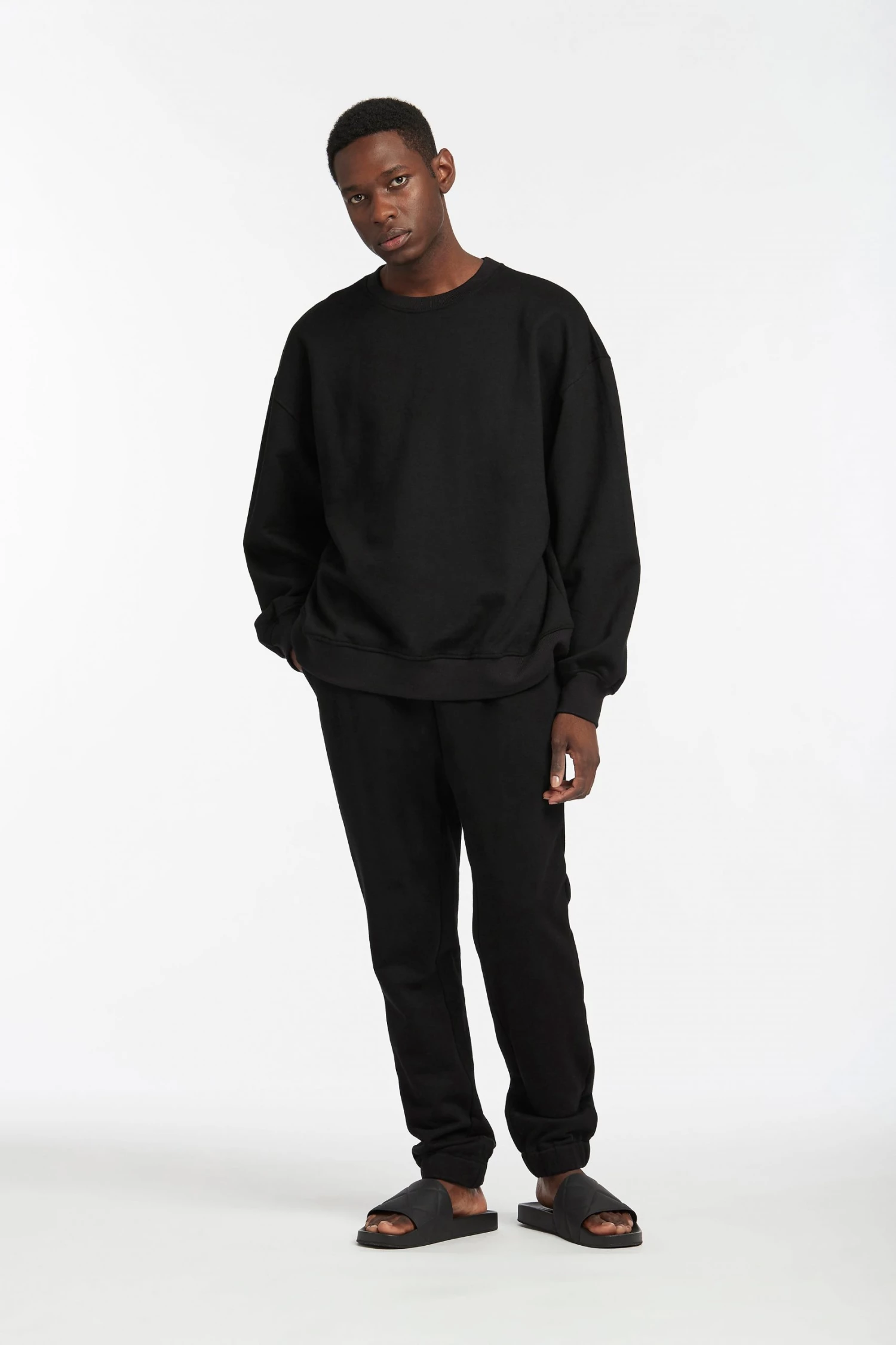 AUS Shopify Store MENS CREW NECK SWEATER 3 AUS Shopify Store MENS CREW NECK SWEATER