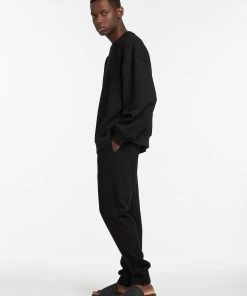 AUS Shopify Store MENS CREW NECK SWEATER