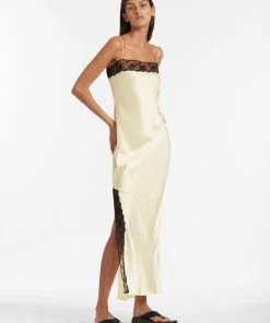 AUS Shopify Store WILLA BIAS MIDI DRESS