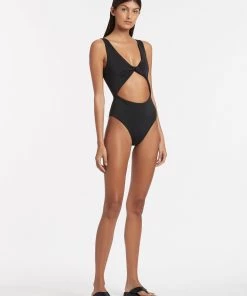 AUS Shopify Store HENDRY KNOT ONE PIECE