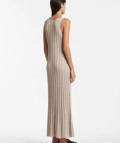 AUS Shopify Store ISOBEL V NECK DRESS