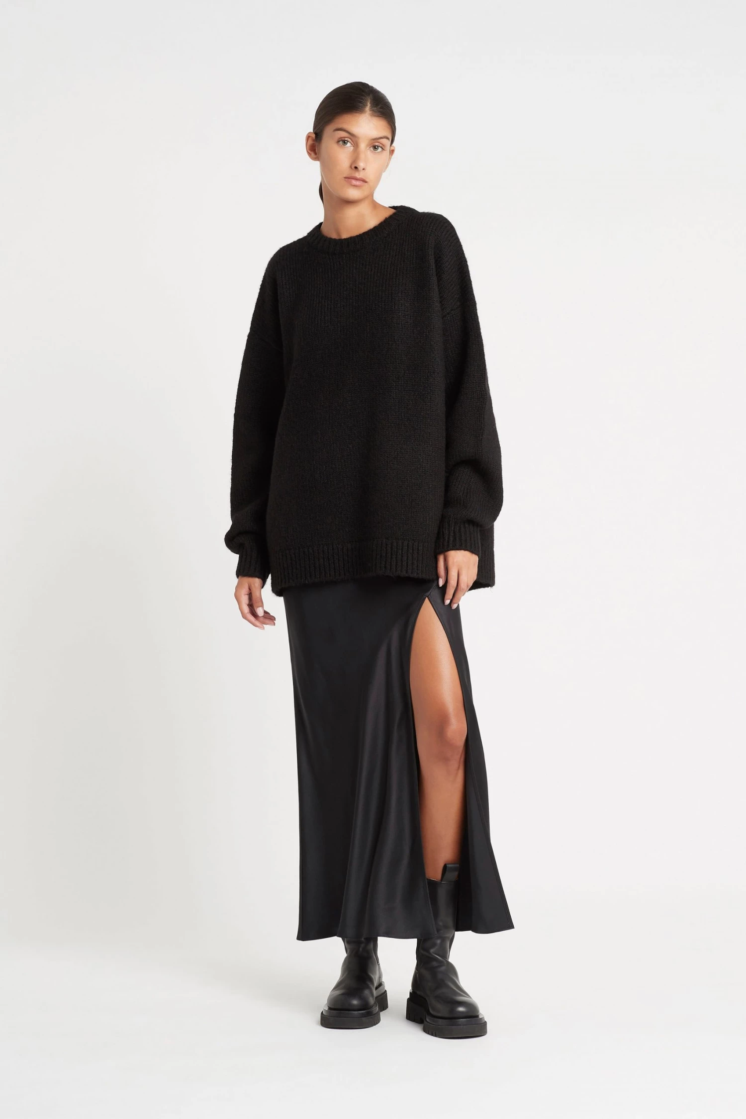 AUS Shopify Store All SEVILLE CREW NECK SWEATER 11 AUS Shopify Store All SEVILLE CREW NECK SWEATER