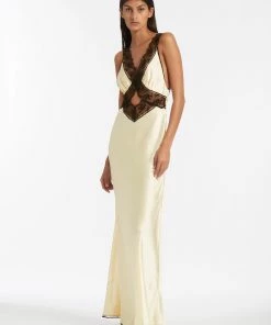 AUS Shopify Store WILLA CUT OUT GOWN